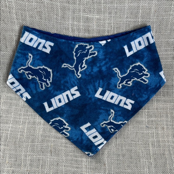 Other - Detroit Lions Dog Bandana-Size M